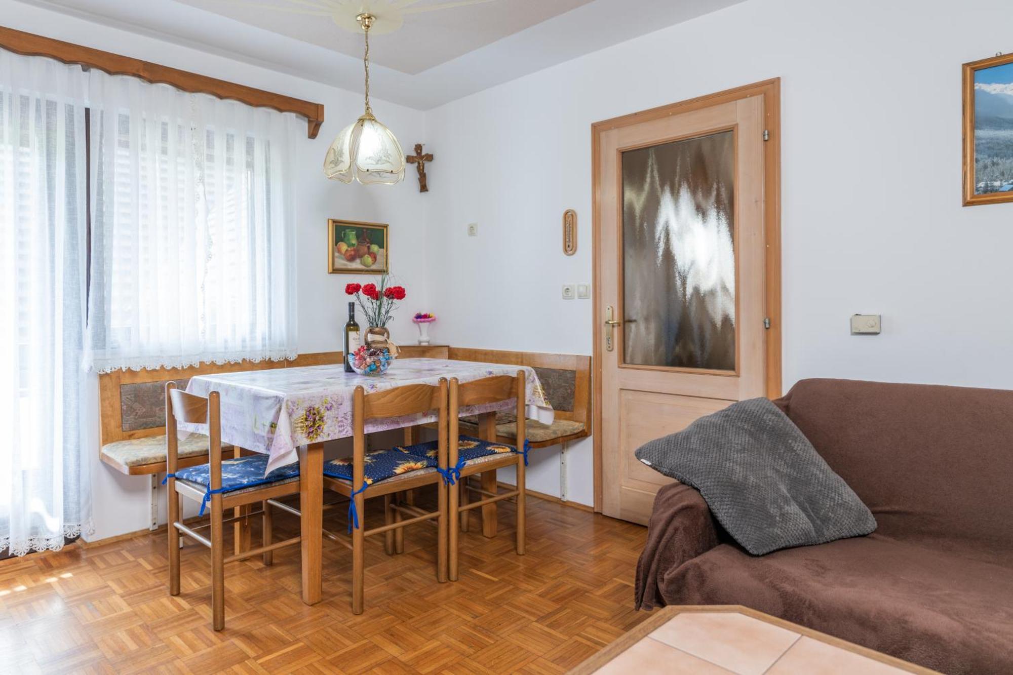 Holiday Home Pri Srni Bohinji-tó Kültér fotó